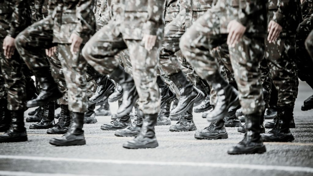 軍職借款/貸款可以借多少錢?軍人小額貸款的利率與常見問題?
