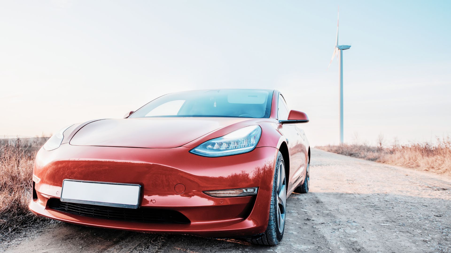 特斯拉 Model 3 價格多少錢？2026 model 3二手售價、馬力與重量介紹