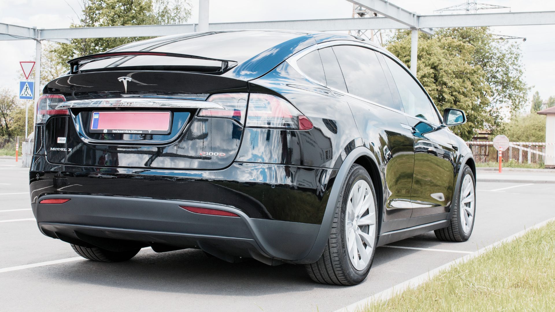 特斯拉 Model X 價格多少錢？2026 Model X 二手價格、規格與評價