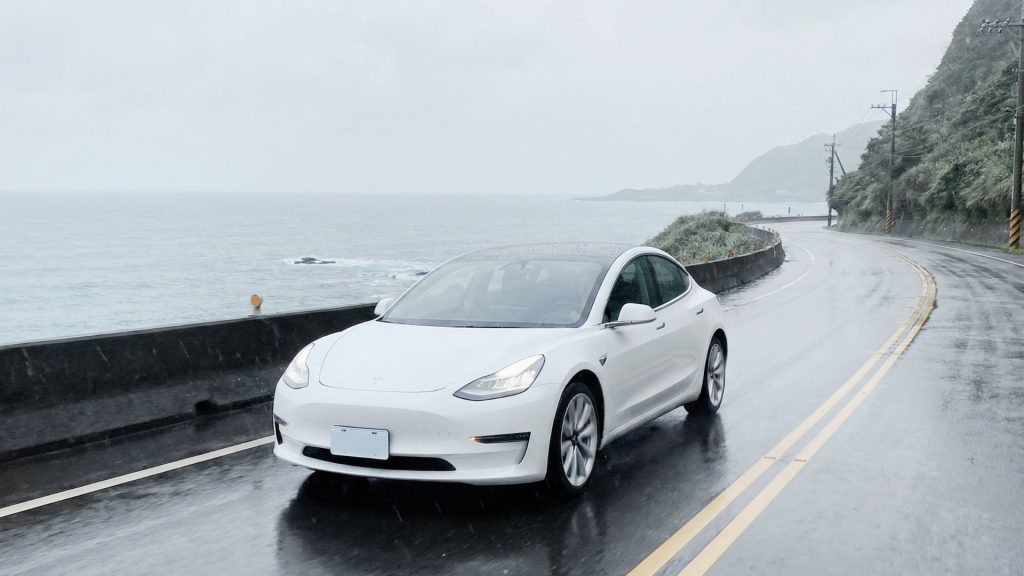 特斯拉一度電可跑幾公里?特斯拉電耗怎麼看與計算